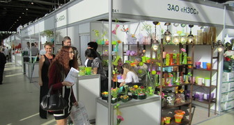 Выставка Ural Flowers: предметы декора и фонари