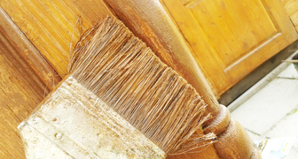 Окрашиваем комод эмалью для деревянных поверхностей