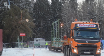 Транспортировка ели была осуществлена по всем заявленным требованиям.