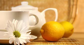 Чай с лимоном - от простуды и нервных расстройств