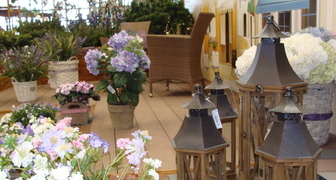 Фонари для приусадебной территории на выставке Dacha Outdoor