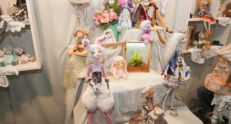 Экспозиция Авторских кукол на выставке Ural Expo Hobby