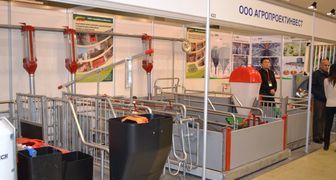 Клетки для содержания птицы на выставке АгроФарм 