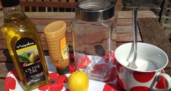 Мед, лимон и оливковое масло - ингредиенты для омоложения