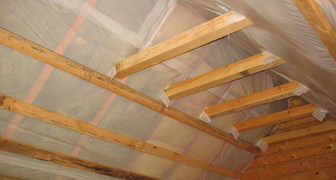 Пароизоляция крыши в деревянном доме с мансардой