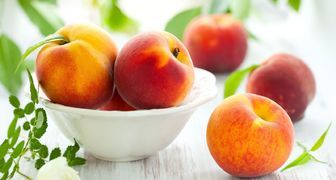 Персики полезны для людей с болезнями сердца