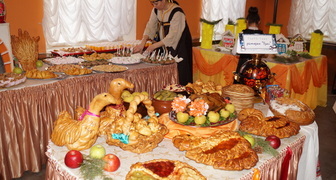Презентации праздничных блюд на Рождественской ярмарке  