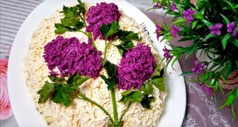 Сирень - очень яркий и вкусный свекольный салат