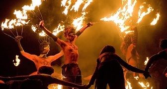 Вальпургиева ночь - время огненных шоу и фейрверков