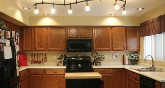 Светильники для кухни в стиле хай-тек от компании Odeon