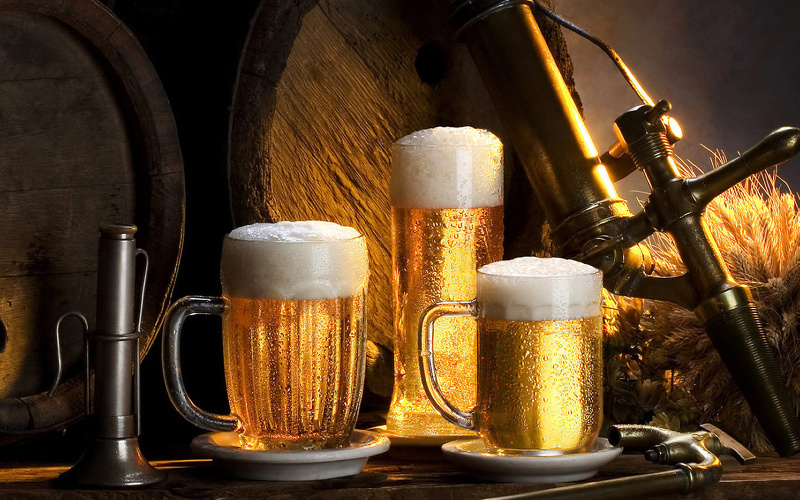 День пива отмечают во многих странах мира