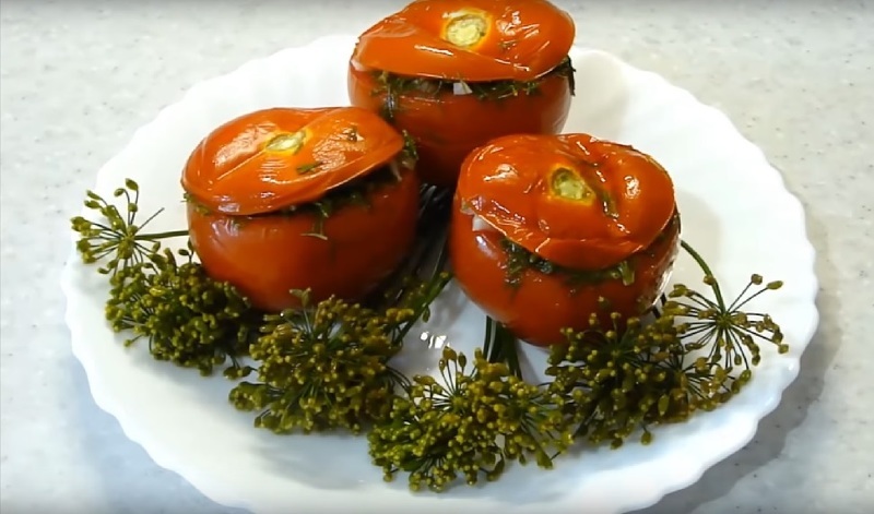 Малосольные помидоры шкатулочками по-армянски